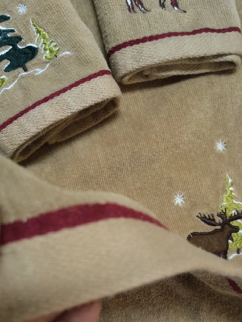 Embroidered Moose & Pine Kitchen Towel Set in Tan